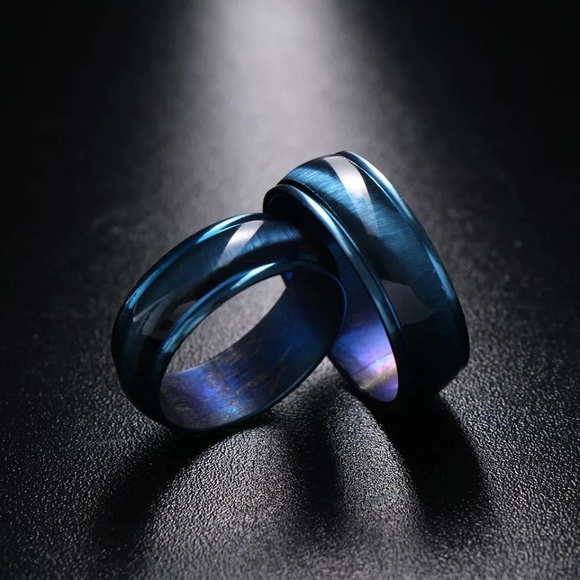 🎁 Blue Cats Eye Iridescent Ring New 🎁 - Picture 3 of 3